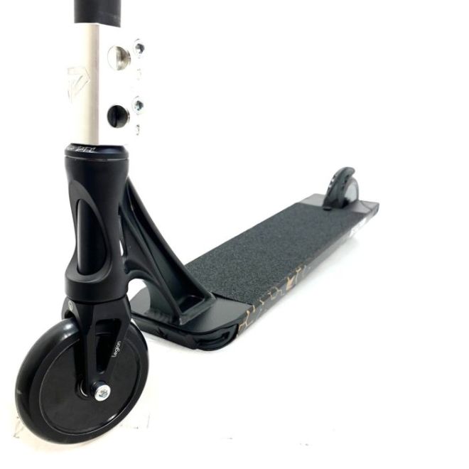 Custom Scooter Blunt S8 Trianon