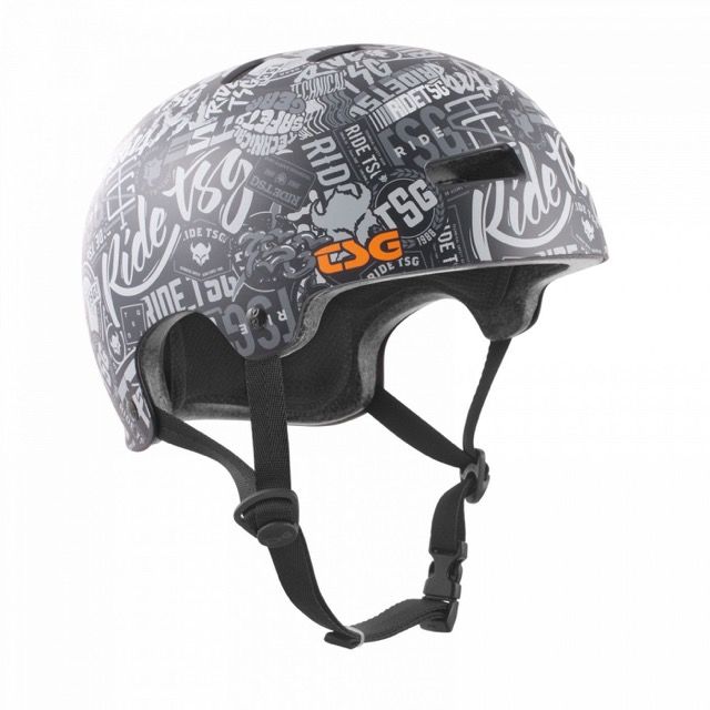 Casco TSG Evolution Stickerbomb