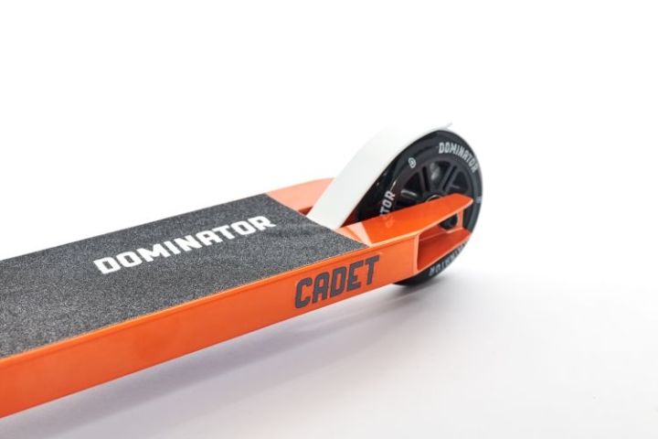 Scooter Dominator Cadet Orange Black