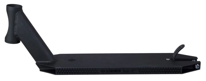 Base Striker Lux Five 470 Black