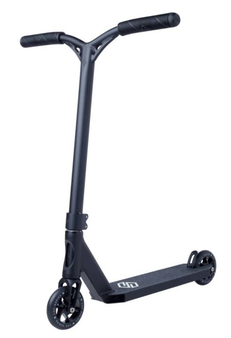 Scooter Striker Lux Youth Black