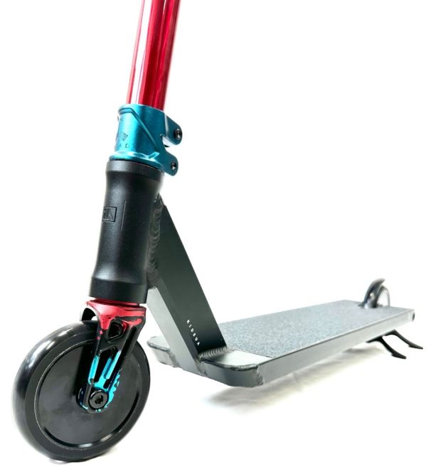 Scooter UrbanArtt Champ "L" Red Blue Black