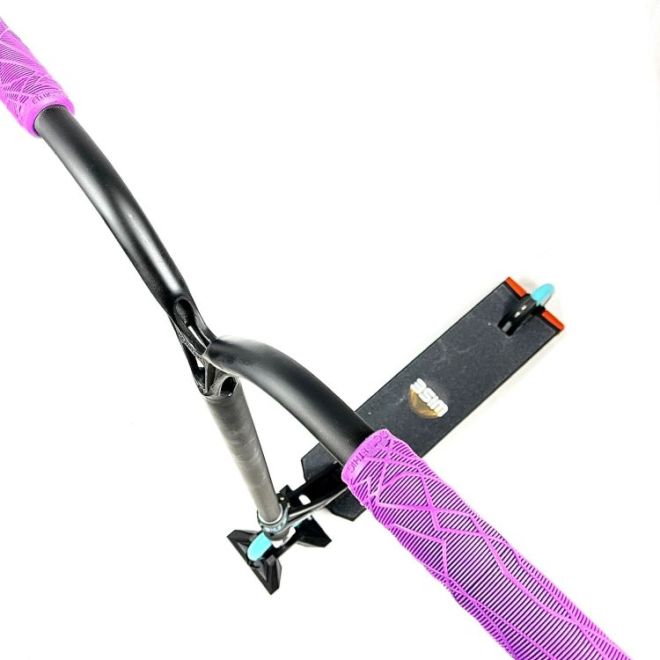 Custom Scooter WISE Alta Deildegast
